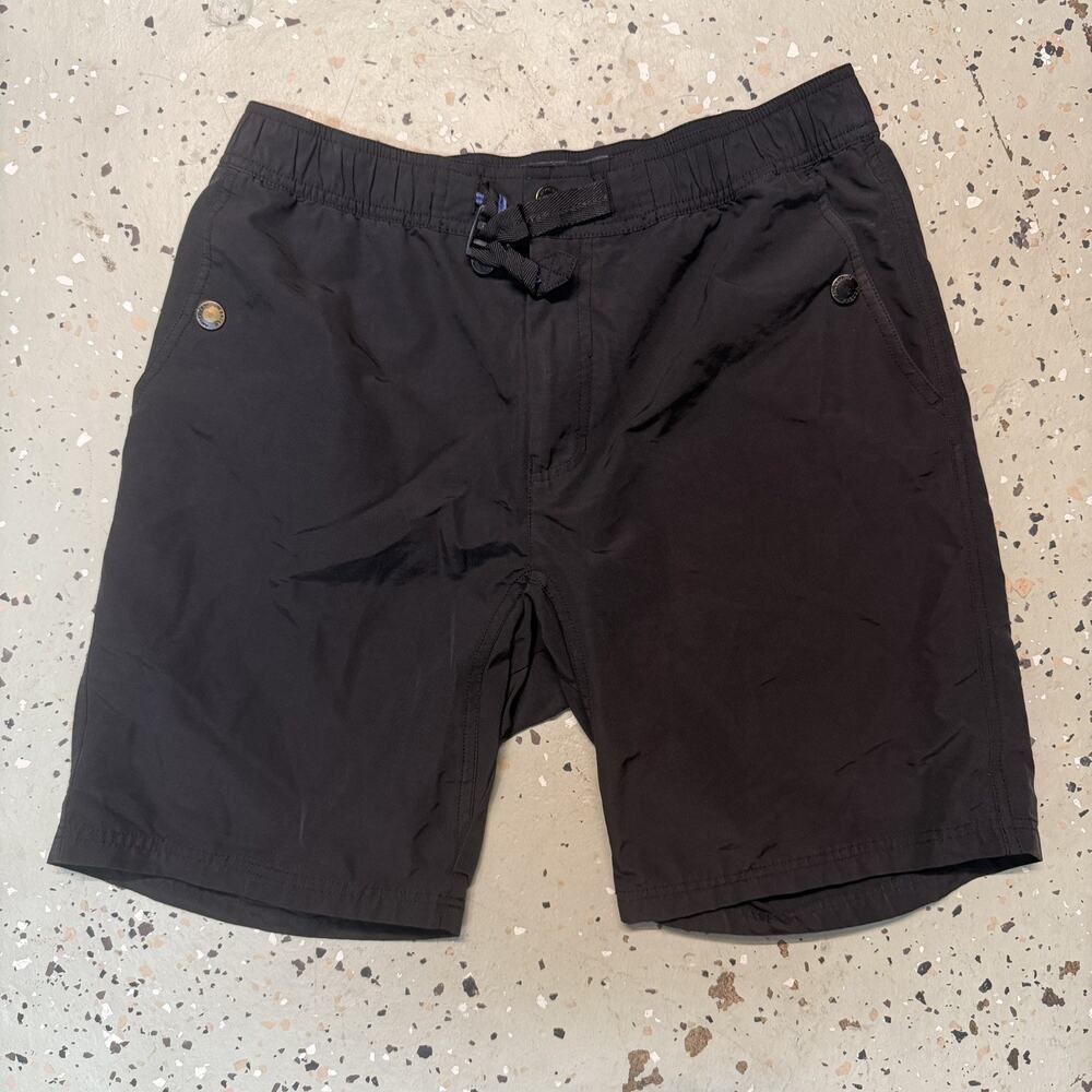 MODERN AMUSEMENT Men Black Shorts Size Medium